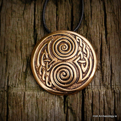 spiral pendant 