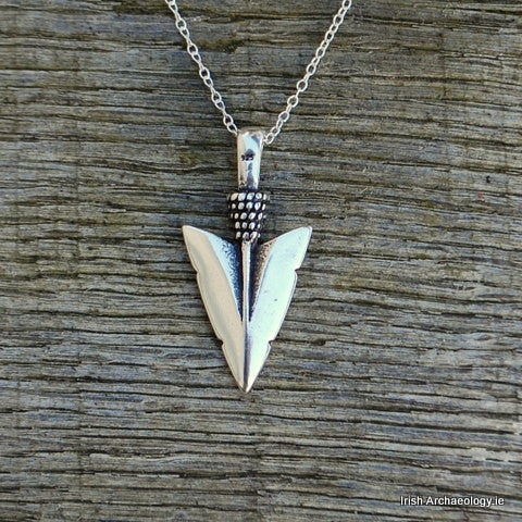 silver arrowhead pendant 